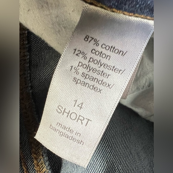 Maurice’s high rise curvy jeans plus size 14 short - Picture 4 of 4